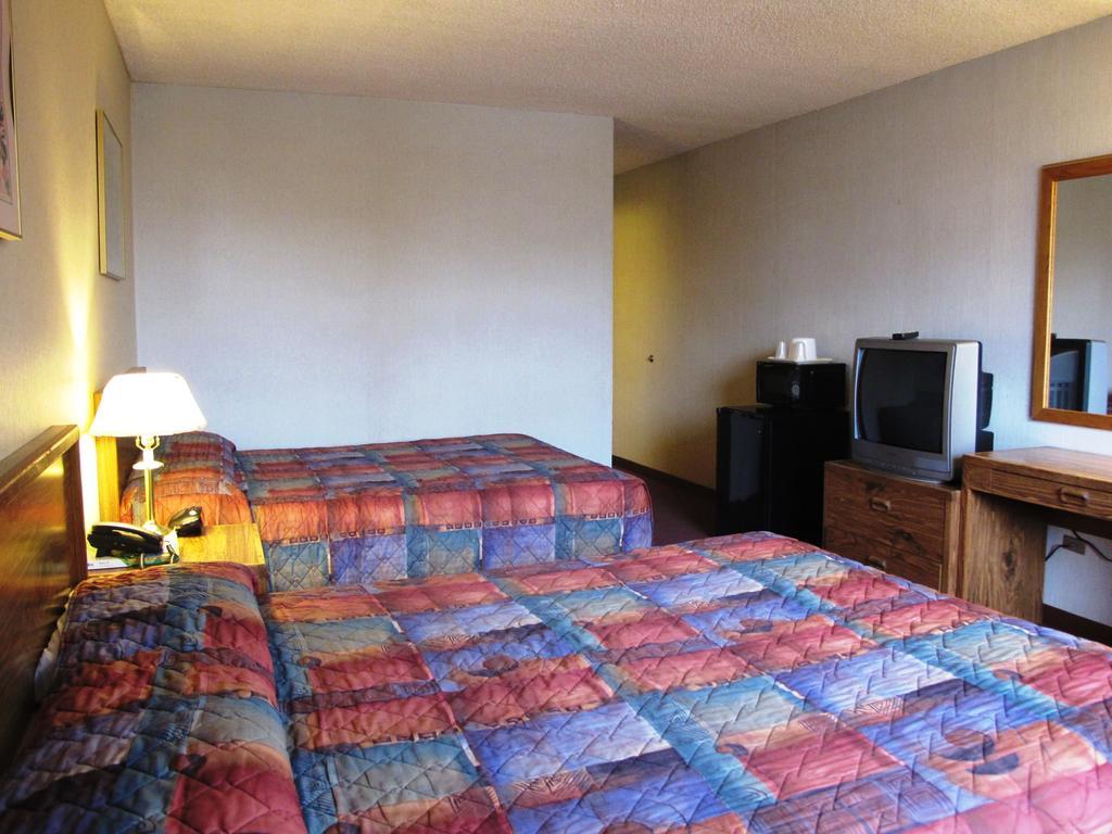 Boise Inn Garden City Esterno foto